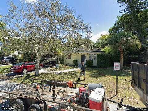 Maple, ANNA MARIA, FL 34216