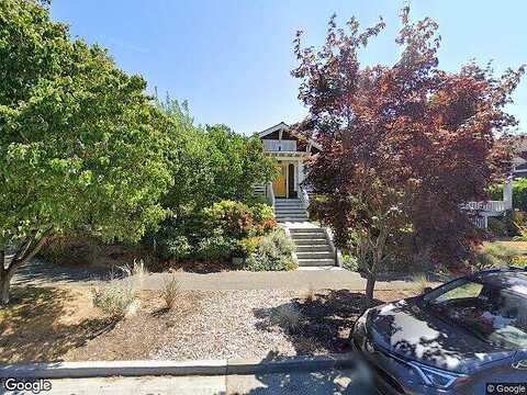 34Th, SEATTLE, WA 98105