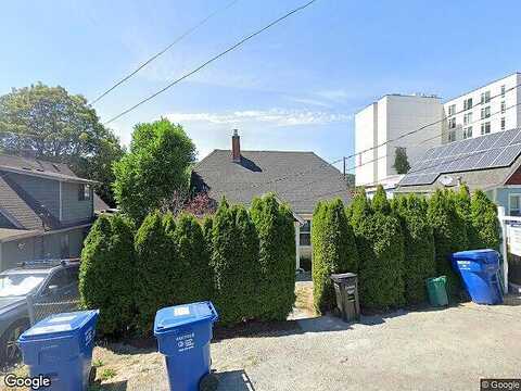 29Th, SEATTLE, WA 98144