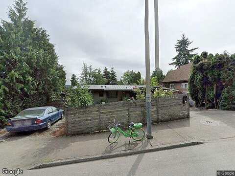 35Th, SEATTLE, WA 98125