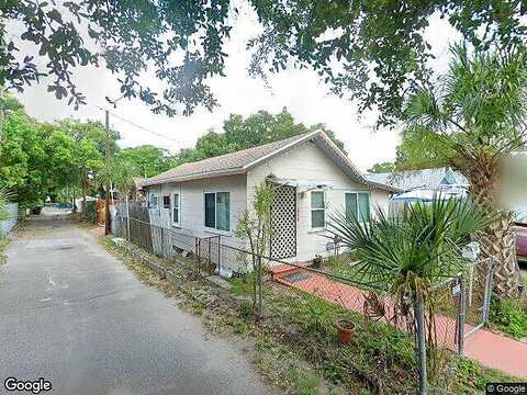 40Th, SAINT PETERSBURG, FL 33713