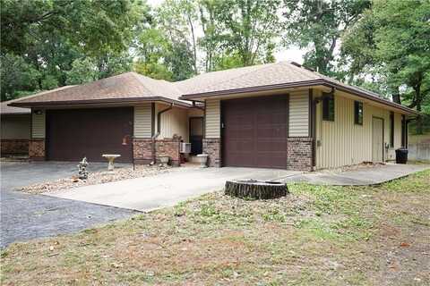 235 NE 61st Road, Warrensburg, MO 64093