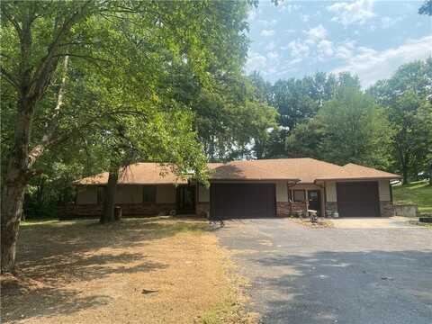 235 NE 61st Road, Warrensburg, MO 64093