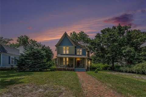131 SW Clay Street, Topeka, KS 66606