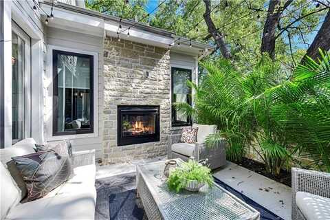 5215 W 71st Terrace, Prairie Village, KS 66208