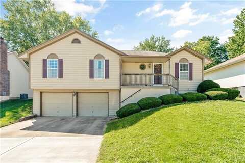 2215 NW 8th Street, Blue Springs, MO 64015
