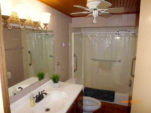 12Th, CARRIZO SPRINGS, TX 78834