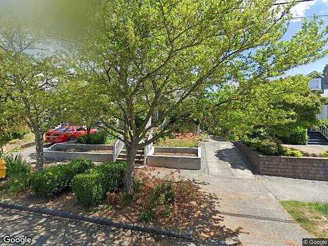 37Th, SEATTLE, WA 98105