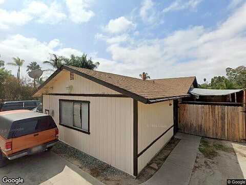 Cedar, VISTA, CA 92083