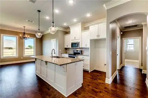 Ocean Lake, EDGEWOOD, TX 75117