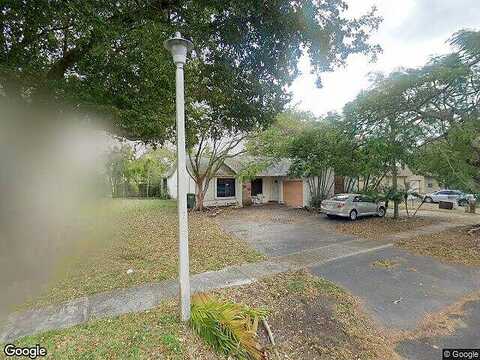 84Th, PEMBROKE PINES, FL 33024