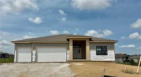 7620 N Booth Avenue, Kansas City, MO 64158