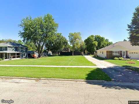 Spring, LUVERNE, MN 56156