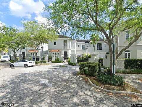 75Th, PINECREST, FL 33156