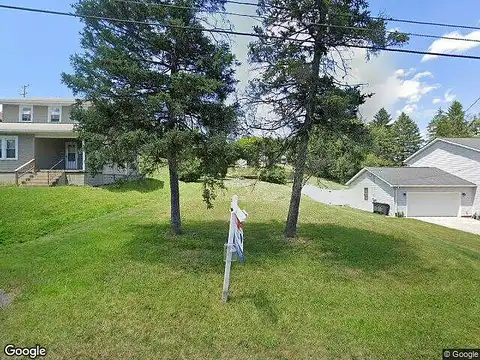 11Th St, Beaver Falls, PA 15010