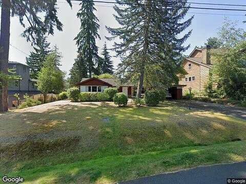 26Th, BELLEVUE, WA 98004