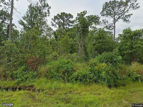 Bernal Street, Sebring, FL 33872
