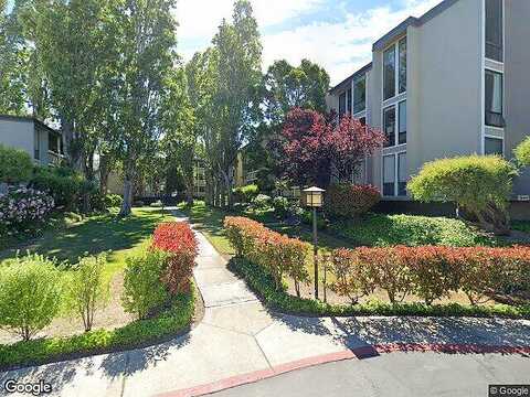 Compass Ln #211, Foster City, CA 94404