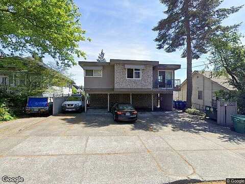 Whitman, SEATTLE, WA 98103