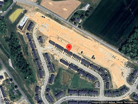 Avon Dr #270, RED LION, PA 17356