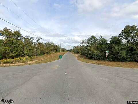 Airmont Dr, Chipley, FL 32428