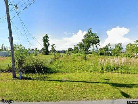 E 8Th St, Panama City, FL 32401