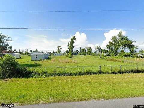 E 8Th St, Panama City, FL 32401