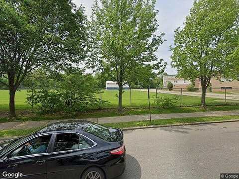 Arch St #1W, Norristown, PA 19401