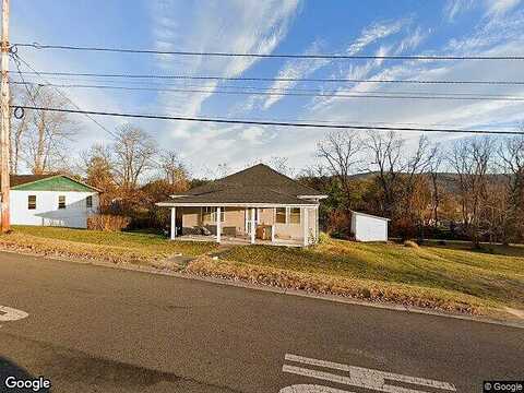W Spiller St, Wytheville, VA 24382