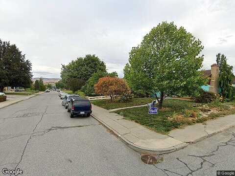 Yakima St, Wenatchee, WA 98801