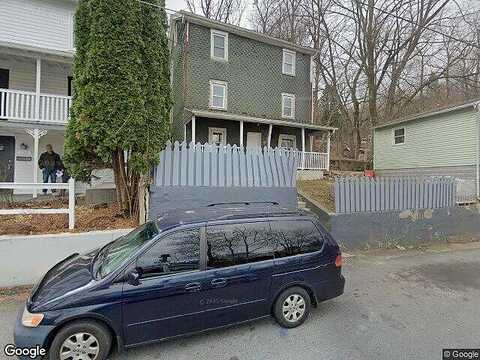 Woodland Ave, Mohnton, PA 19540