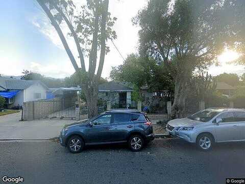 1217A Woodworth St, San Fernando, CA 91340