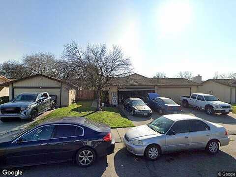 Fox Creek Dr #36, Stockton, CA 95210