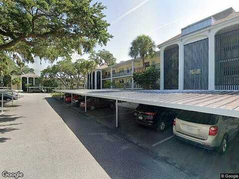 Deleon Court, Dunedin, FL 34698