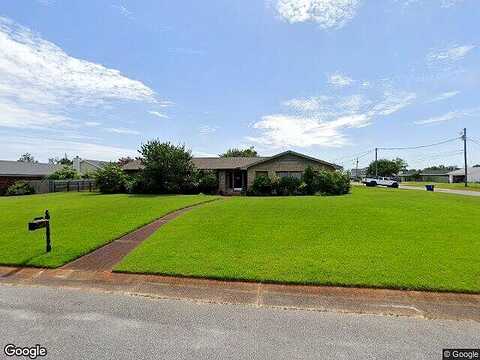Longwood Cir, Panama City, FL 32405