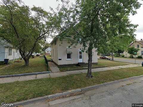 13Th S Pl, La Crosse, WI 54601