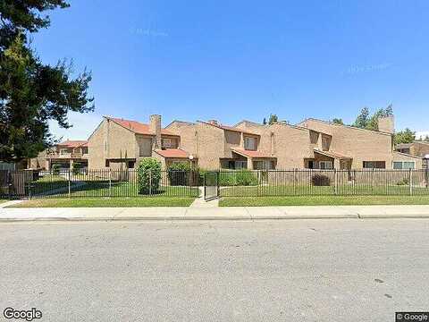 St #25, Bakersfield, CA 93301