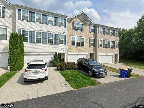 Golden Eagle Dr #125, YORK, PA 17408
