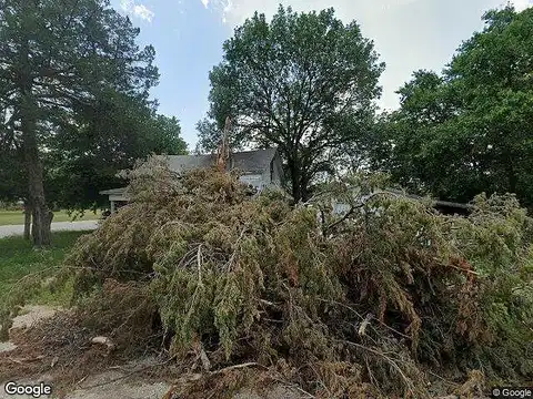 W Cherry, Nocona, TX 76255