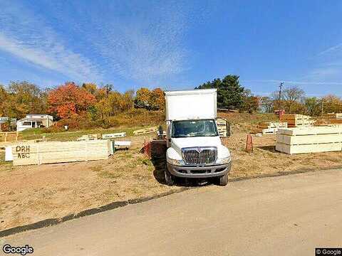 Sweetwater Dr, Moon Twp, PA 15108