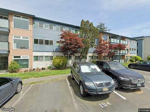 65Th Ave S #818, Tukwila, WA 98188