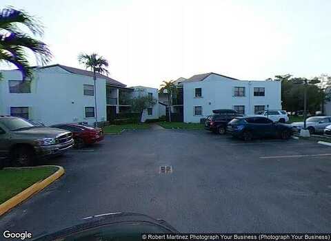 Nw 8Th St, Miami, FL 33126