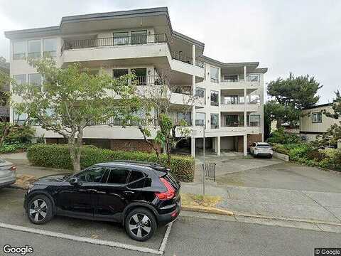 Bell Street, Edmonds, WA 98020