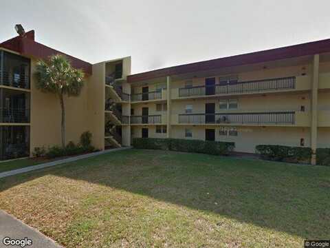 Foxcroft Rd, Hollywood, FL 33025
