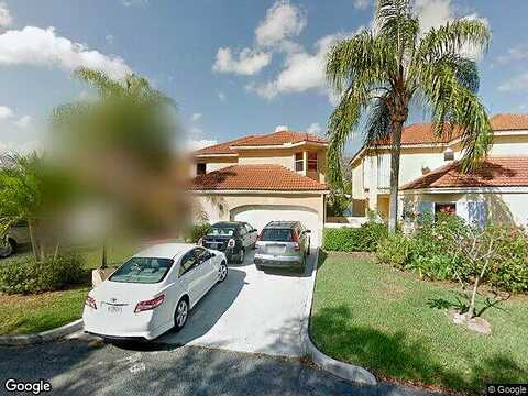 Lakeview Dr, Coral Springs, FL 33071