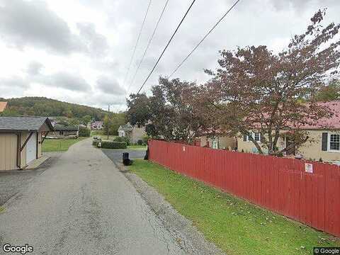 Meadow Way, California, PA 15419