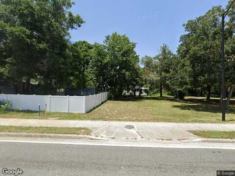 1034, 1036, 1038 W Dixie Avenue, Leesburg, FL 34748