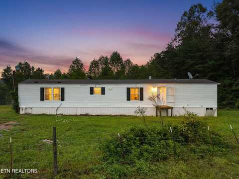 118 Delia Young Lane, Wartburg, TN 37887