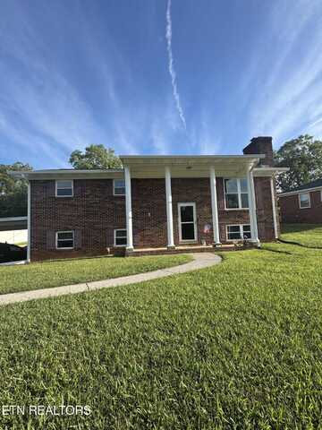 103 Mesa Rd, Maryville, TN 37804