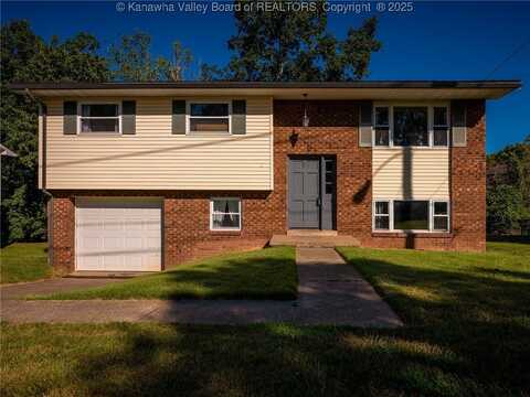 1105 Hollyberry Lane, South Charleston, WV 25309